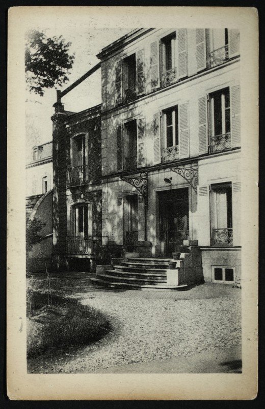 Entrée du petit Collège au 44 boulevard Victor Hugo en 1922